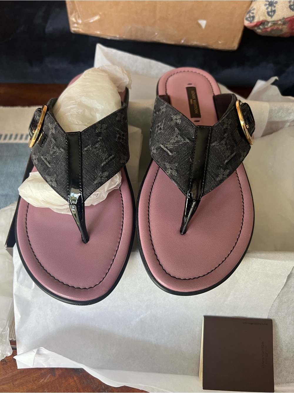 Louis Vuitton Black Monogram Thong Sandals with Mauve Footbed